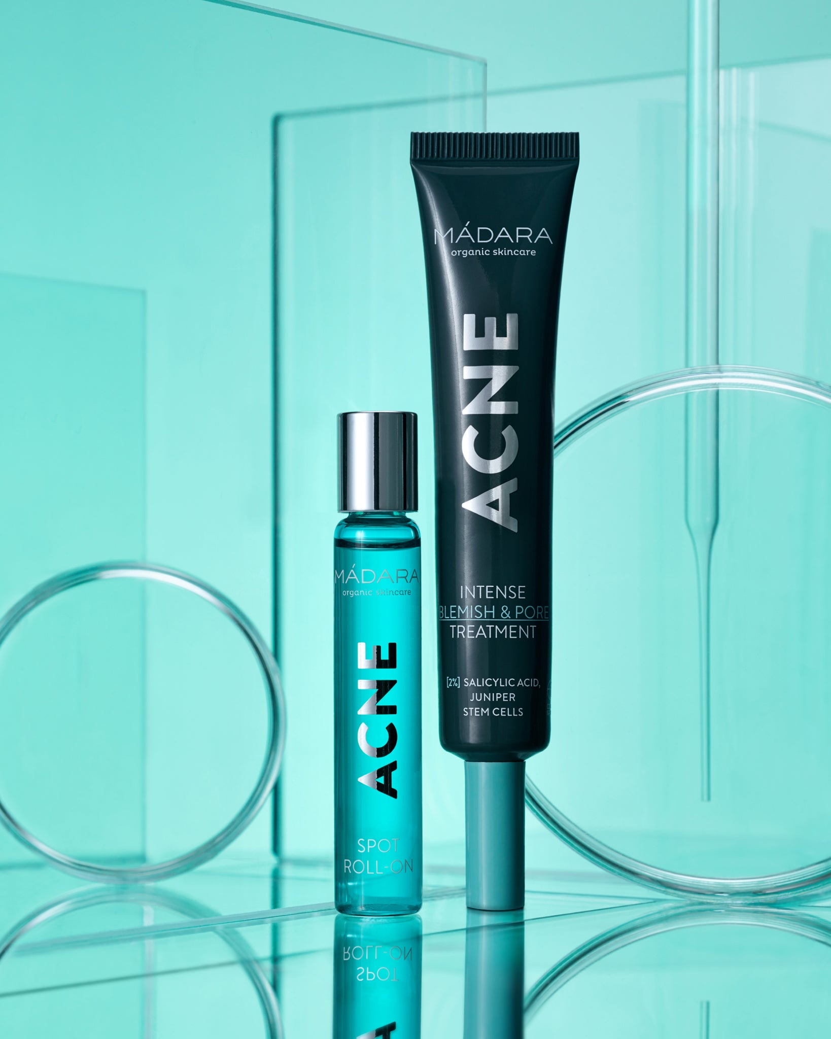 MÁDARA Organic Skincare acne care madara N0025 product photo on plain background.