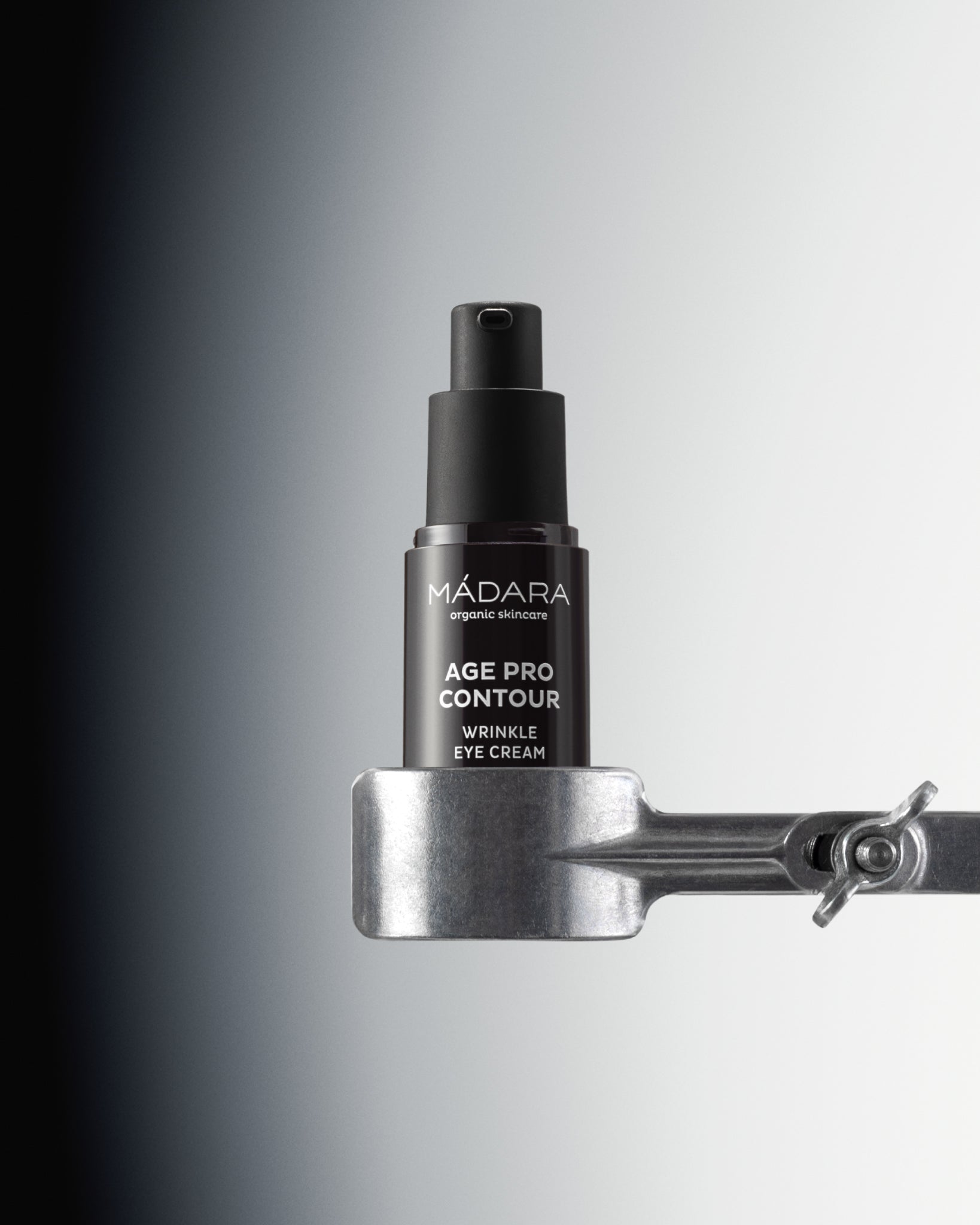 MÁDARA Organic Skincare birch water eye cream A3343 face cream product photo on plain background.