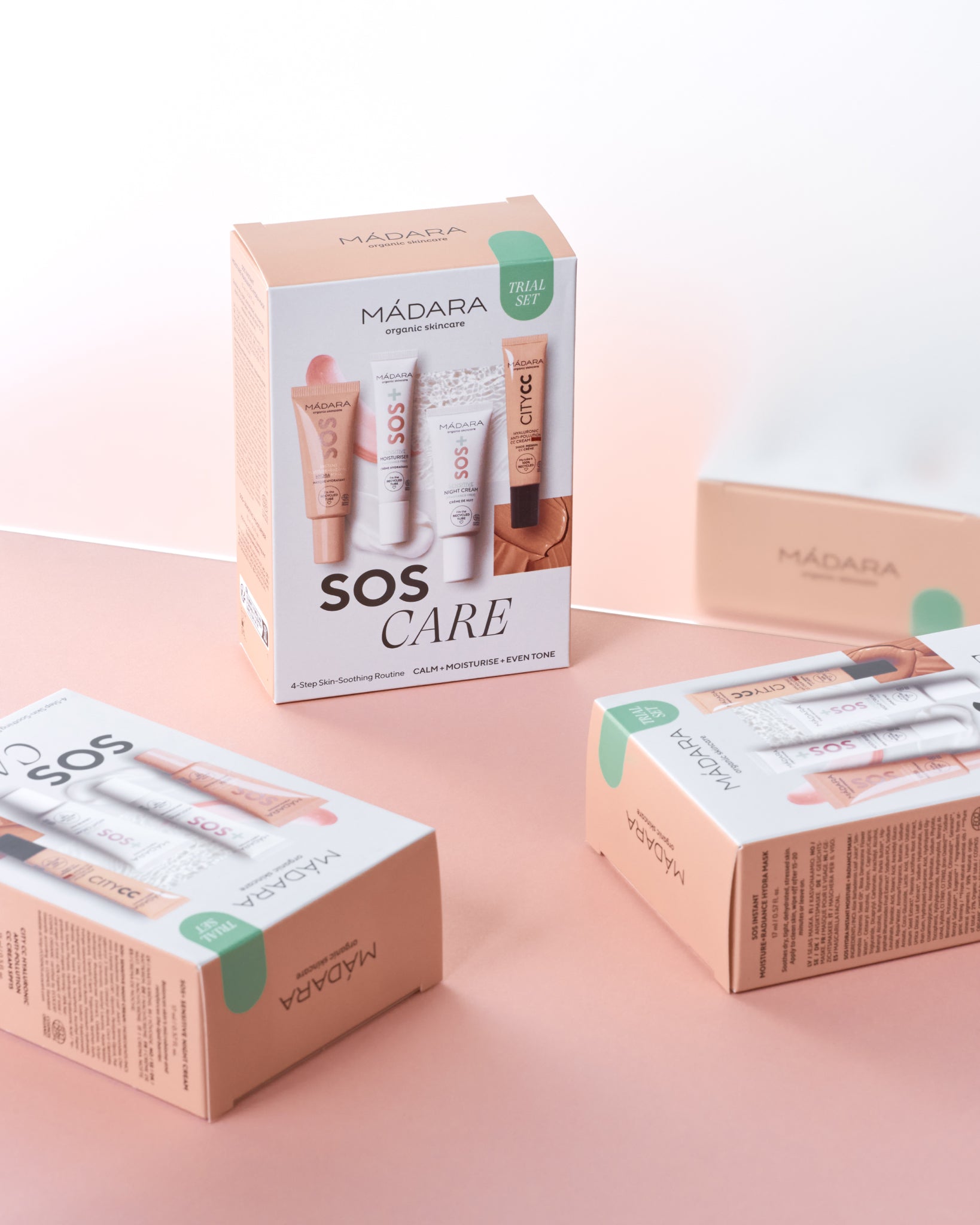 MÁDARA Organic Skincare skin hydrating mini medium A0035 product photo on plain background.