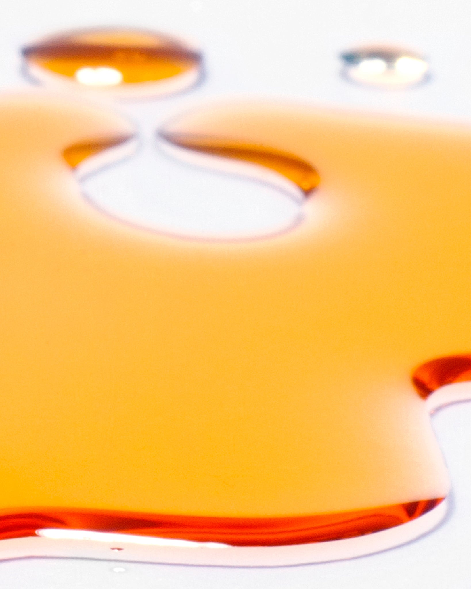 MÁDARA Organic Skincare anti wrinkle oil A2603 face oil product photo on plain background.