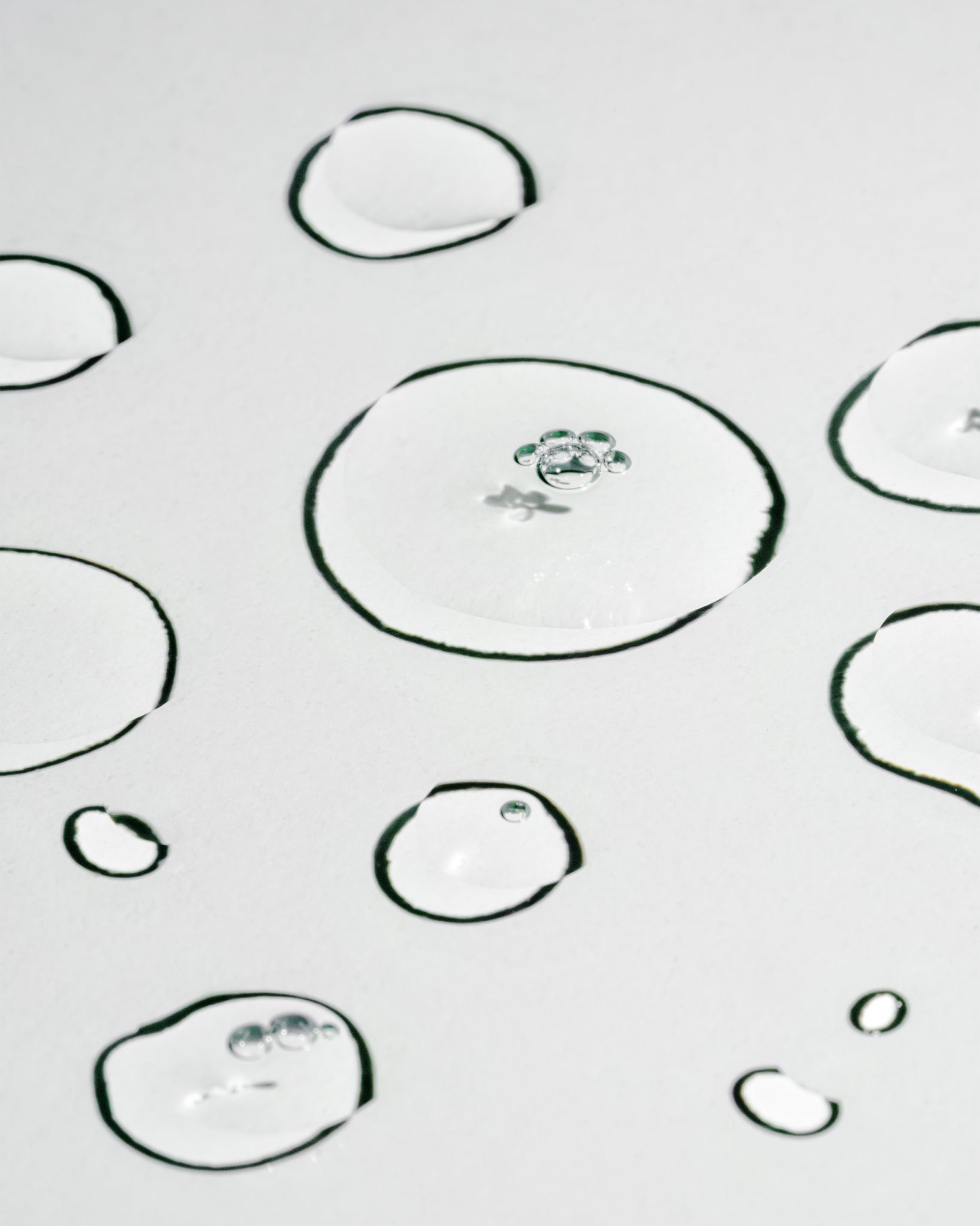 Texture close-up of MÁDARA Organic Skincare omega 3 6 9 A3263 �swatch demonstrates consistency and finish.